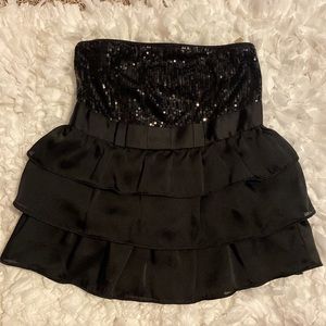 💥 2/$10💥 Sexy Strapless Black Top 🖤